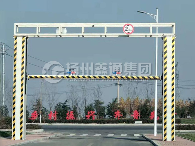 LMJ-028，升降式限高龍門(mén)架