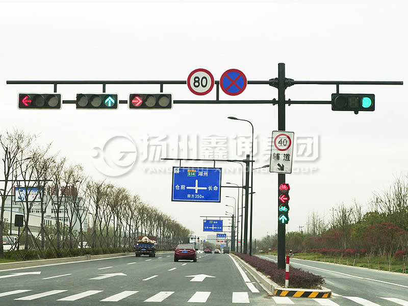 XHDG-056，F(xiàn)型雙臂信號(hào)燈桿，杭州信號(hào)燈桿